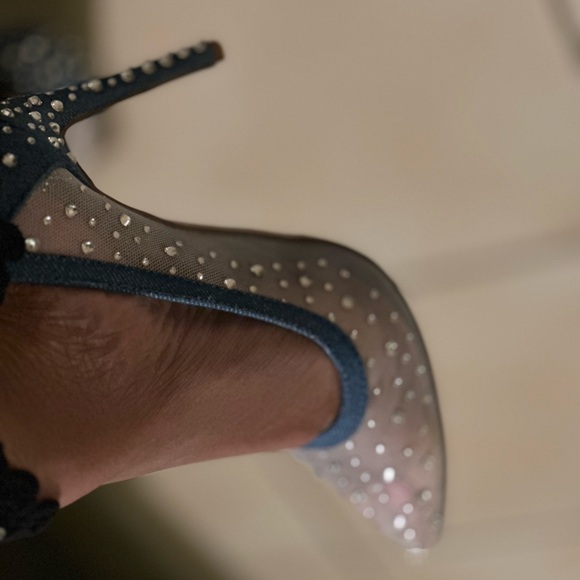 Perfect denim rhinestone e bling heels New without tag or box - Picture 6 of 6
